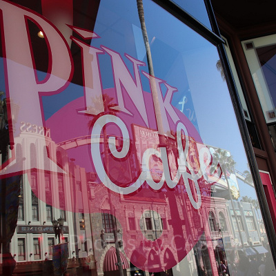 ピンクカフェの〝正体〟は、サーティワン