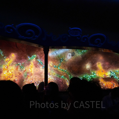 ヴォヤッジ・トゥ・ザ・クリスタル・グロット：目の前には不思議な石が！