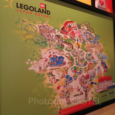 ホテル内には地図も