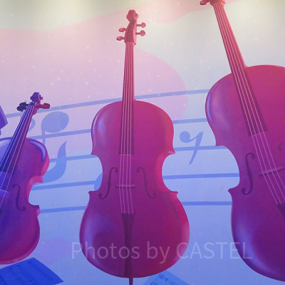 ミッキーが率いるフィルハーマジックオーケストラの演奏会へ