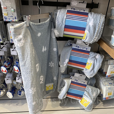 パワーアップアイテムの総柄ブランケット／USJクリスマスグッズ 2022