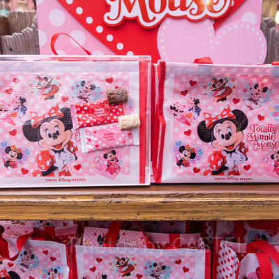 トータリー・ミニーマウスのグッズ