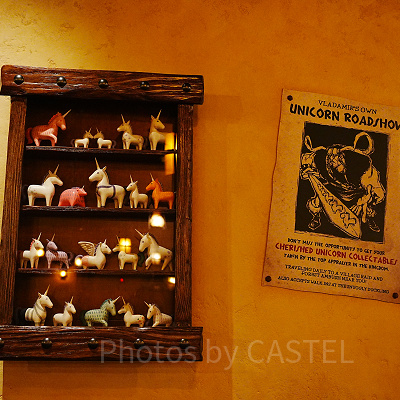 スナグリーダックリング内の荒くれ者たちをモチーフにした装飾