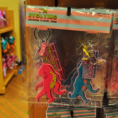 ユニバの新恐竜グッズ「ジュラシック・パーク  I’M EVOLVING」