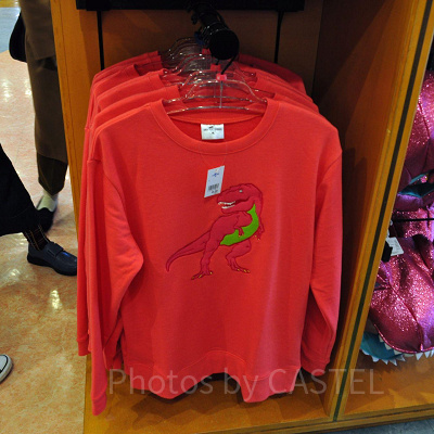 ユニバの新恐竜グッズ「ジュラシック・パーク  I’M EVOLVING」トレーナー