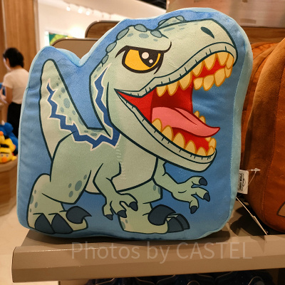 ユニバーサルスタジオシンガポール(USS)：ブルー（ラプトル）のクッション