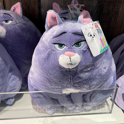 USHグッズ/クロエのぬいぐるみ