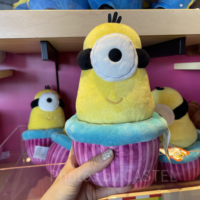 USHグッズ/ミニオンのカップケーキ柄クッション