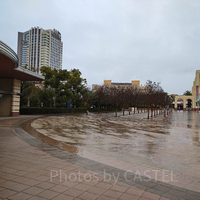 雨の日のUSJ