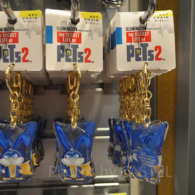 USJペット2グッズ：スノーボールのキーチェーン