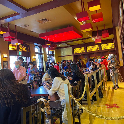 USJ／ドラゴンズパール店内