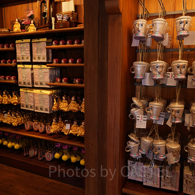 「ビレッジショップス」