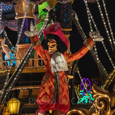 キャプテンフックの企みとは…