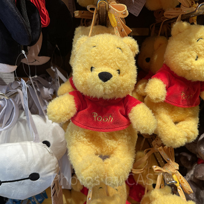 くまのプーさんのグッズ＆お土産：プーさんショルダーバッグ