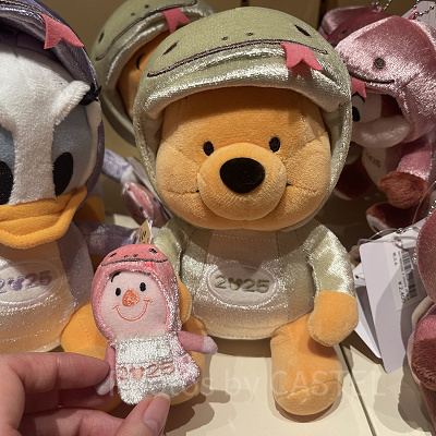 プーさんぬいぐるみ(ディズニーお正月グッズ2025)