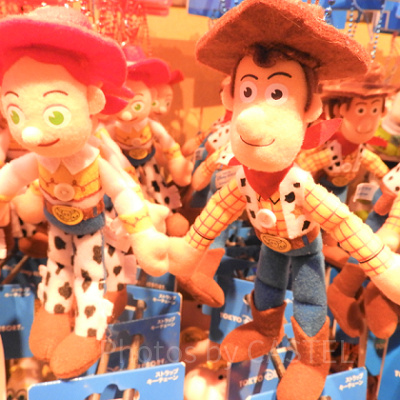 ウッディのぬいぐるみバッジ