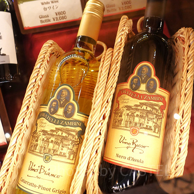 ザンビーニ・ブラザーズ・リストランテ：ボトルワインも飲める！