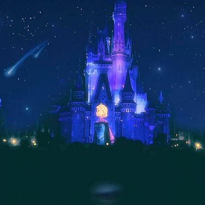 落ち着きのある女性に憧れる時期もありますよね キャステル Castel ディズニー情報