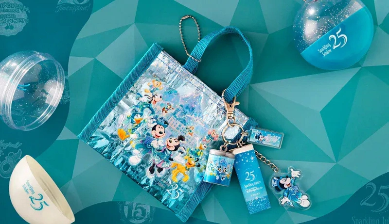 ディズニーリゾート ガチャ 全6種類！『ディズニーストア 東京ディズニーリゾート店』限定プーさん