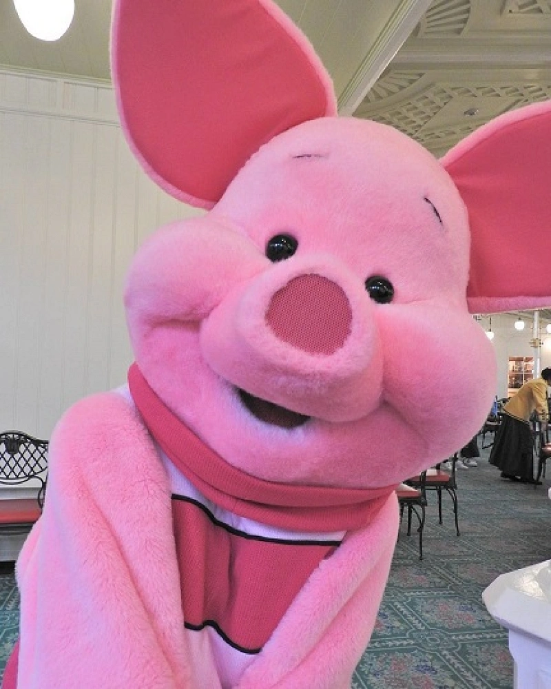 disney-character-breakfast-