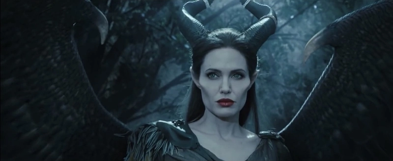 映画『マレフィセント』のあらすじをネタバレありで徹底解説！