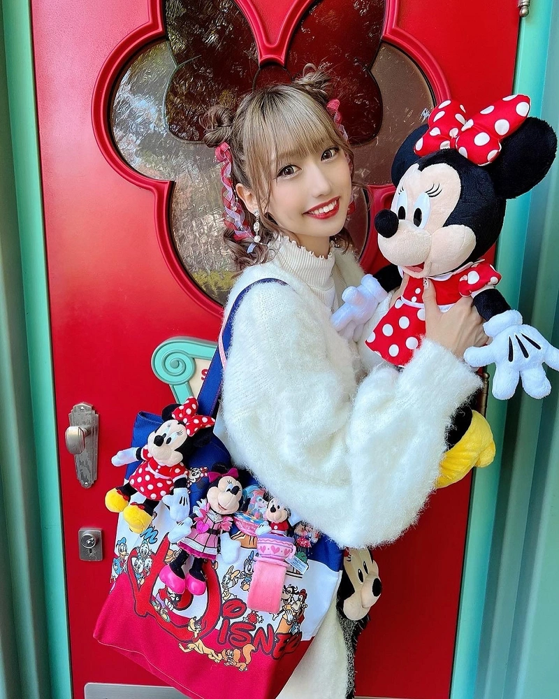 ディズニー メイクイットマイン スノースノー ミッキー ミニー ワンマン スノースノー”動画公開、カスタマイズ可能なメイク・イット・マインも登場