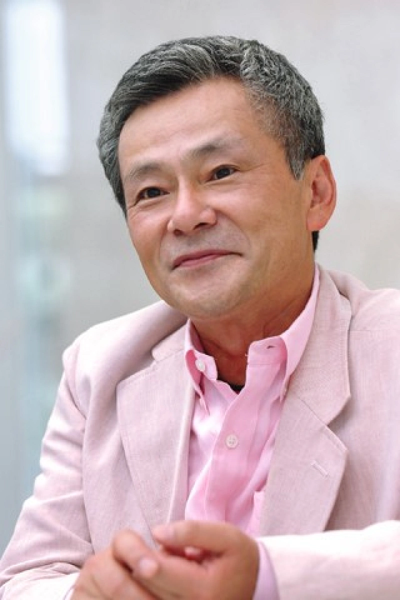 名探偵コナン】赤井秀一の正体は？沖矢昴とは同一人物？家族や過去