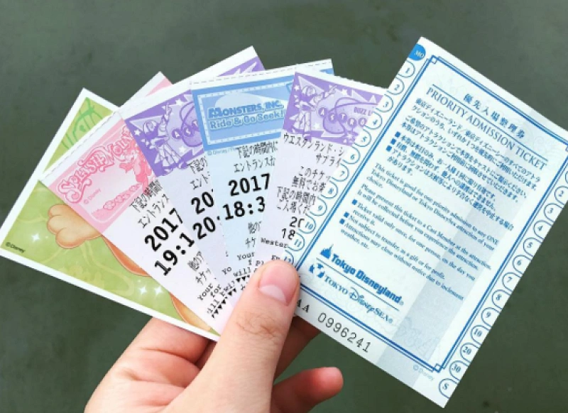 ファストパスよりも強力な優先券がある？優先入場整理券とは