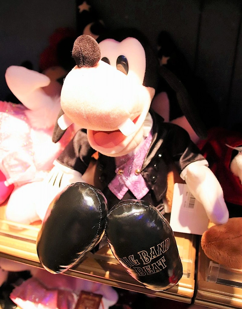 sitting-plush-toy-goofy-j20619