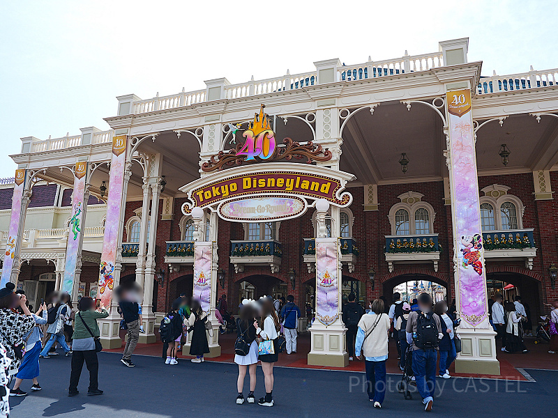 【2023年4月】ディズニー混雑予想！空いている日、混んでいる日はいつ？40周年イベント＆首都圏パス実施！