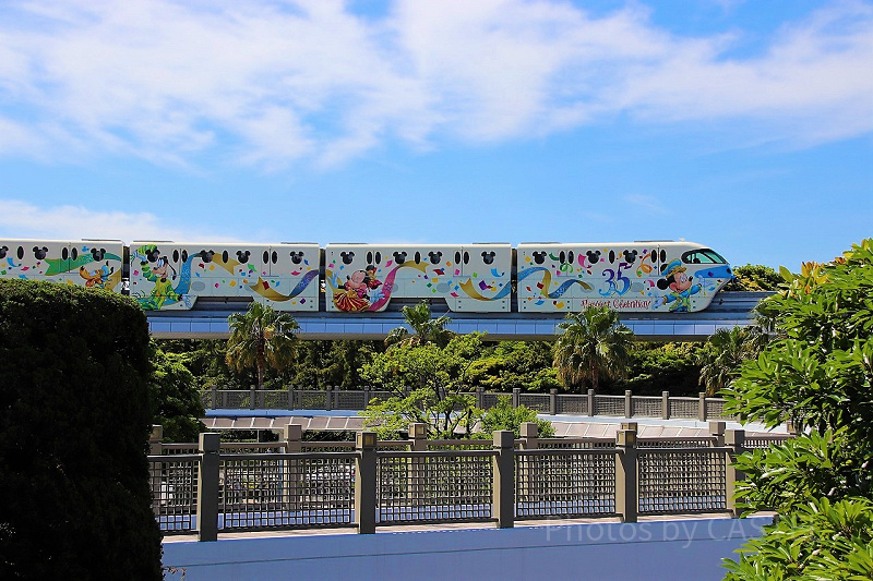 【2018】ディズニーリゾートラインに35周年＆イースターデザイン登場！値段やSuica等の切符について解説
