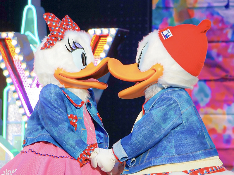 WDCC デイジーダック デビュー かしこいメンドリ WDCC デイジーダック デビュー かしこいメンドリ - メルカリ