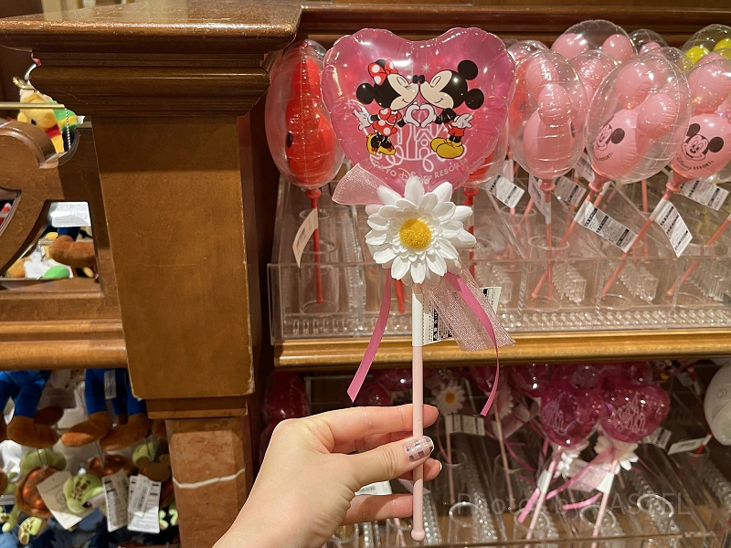 大人気】ディズニーの手持ちバルーン全6種！かわいい写真の撮り方まとめ！