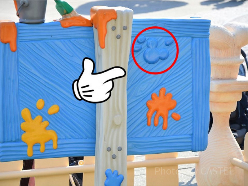 隠れミッキー】ディズニーランドのどこにいる？トゥーンタウンやお土産