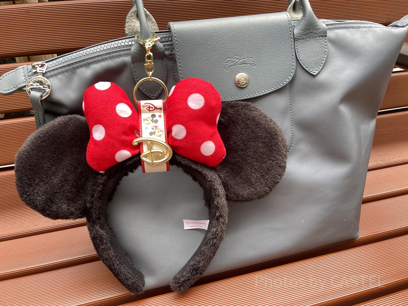 グッズ】写真映え抜群！ディズニーのカチューシャホルダーまとめ！自作
