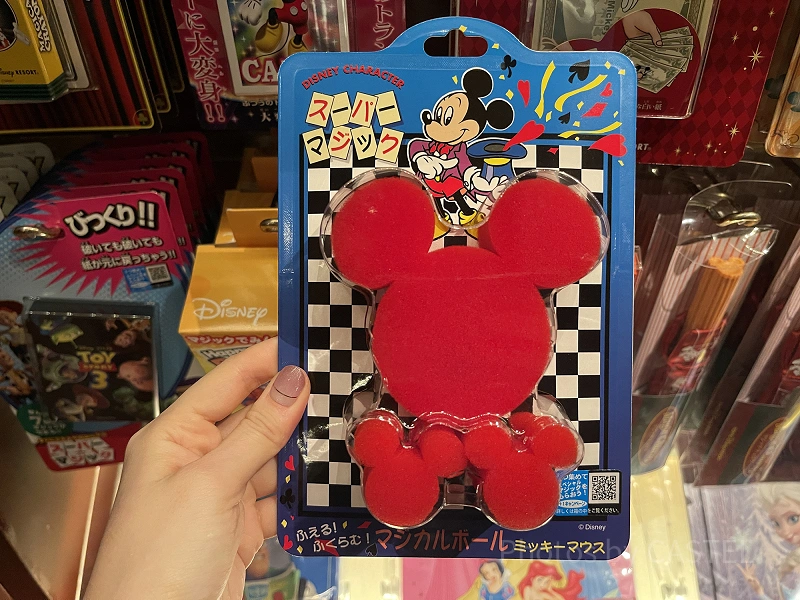 ディズニーのマジックグッズ31選！カードやコインを使った簡単な手品