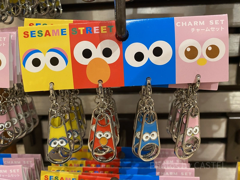 USJお土産】友達とシェアするおそろグッズ16選！2人～大人数向けの