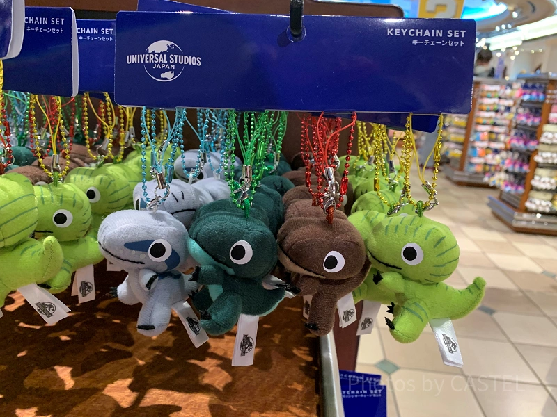 USJ】ペアキーホルダー&ペアストラップ20選！お揃いやカップルに