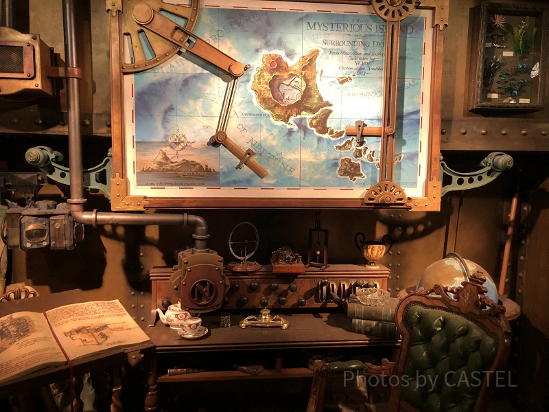 海底2万マイル】ネモ船長の小型潜水艇で海底を冒険！隠れアリエルや