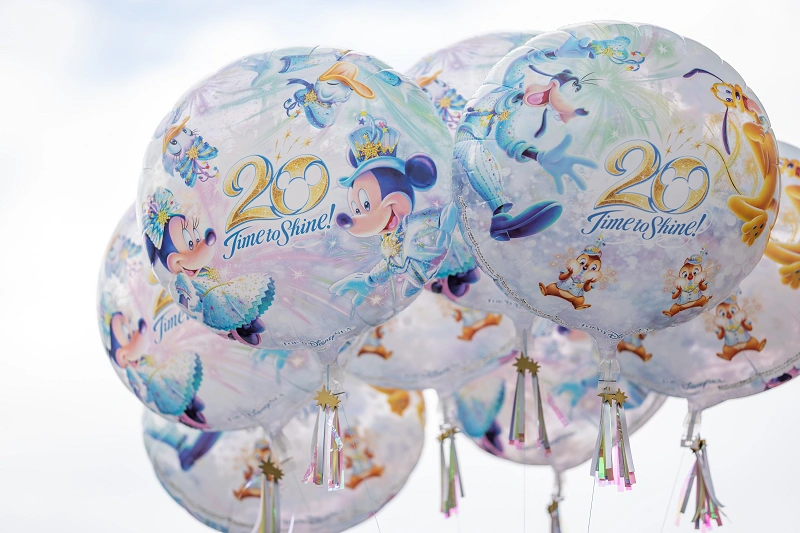 必見 ディズニーで買える風船12選 値段 販売場所まとめ 風船の持ち歩き注意点 持ち帰り方法も