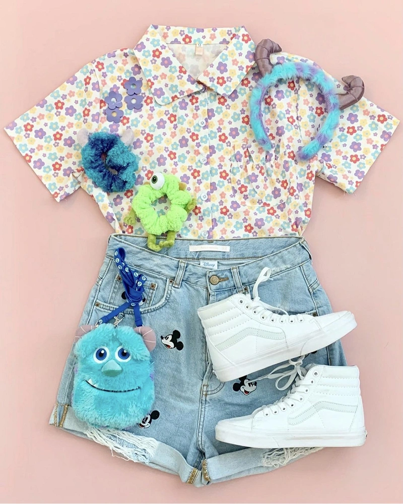 22 ディズニー夏コーデ選 おすすめのtシャツ デニムコーデ ディズニーバウンドまとめ