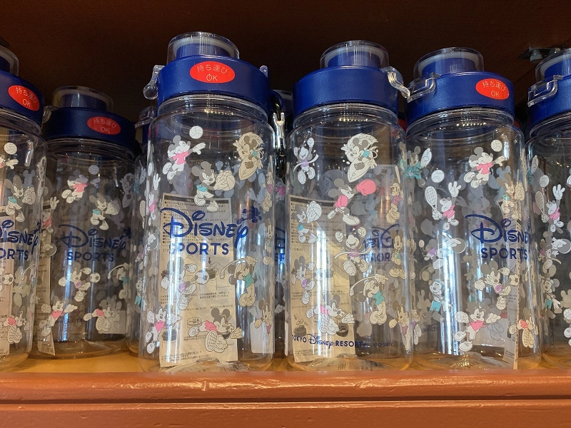 22 ディズニーランドで買える水筒27選 販売場所まとめ ドリンクボトルの容量やデザインも 22 ディズニーランドで買える水筒27選 販売場所まとめ ドリンクボトルの容量やデザインも