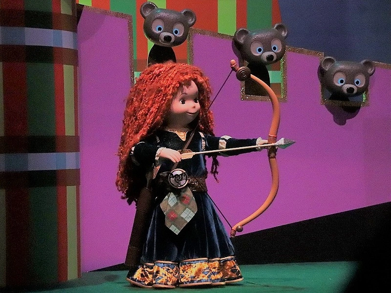 ディズニーのイノシシ ライオン キングのプンバァだけ 名前の由来 声優 干支イベントなど