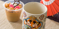 キャラメル＆ほうじ茶ムース、スーベニアカップ付き| キャステル | CASTEL ディズニー情報