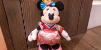 ミニーぬいぐるみバッジ（ディズニー夏祭り）| キャステル | CASTEL ディズニー情報