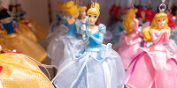シンデレラフィギュアキーホルダー| キャステル | CASTEL ディズニー情報
