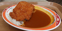 ポークカツカレー| キャステル | CASTEL ディズニー情報