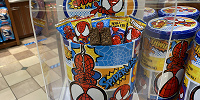 USJスパイダーマングッズ/クランチチョコカン| キャステル | CASTEL ディズニー情報