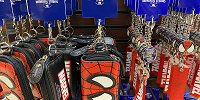 USJスパイダーマングッズ/キーケース| キャステル | CASTEL ディズニー情報