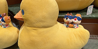 クッション（2022ディズニー夏グッズSUISUI SUMMER）| キャステル | CASTEL ディズニー情報